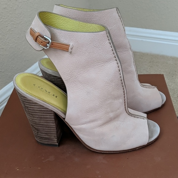 Coach Shooties size 8.5 Q4663 - Picture 1 of 4